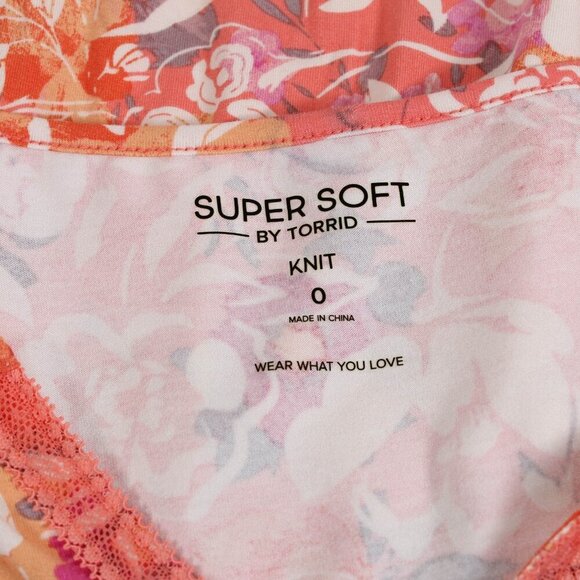 Torrid Babydoll Super Soft Balloon Chiffon Sleeve Top - Large - NWT - Picture 7 of 11